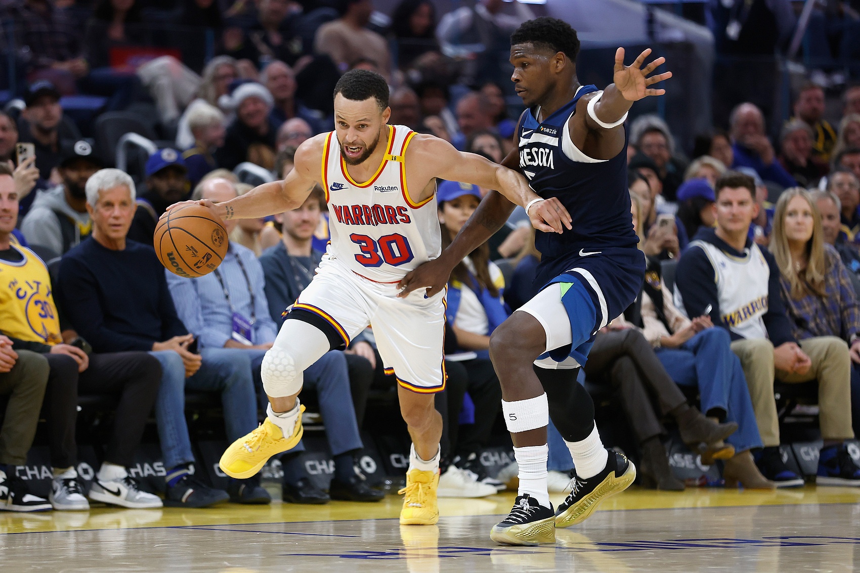 开云官方-库里的完美谢幕也许不是第五冠！像科比&amp;司机一样淡出也是他所爱