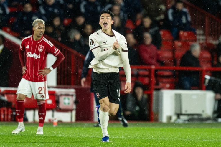 Kaiyun APP-涅槃归来！28岁曹圭成欧联制胜爆冷森林 术后感染暴瘦28斤伤缺1年