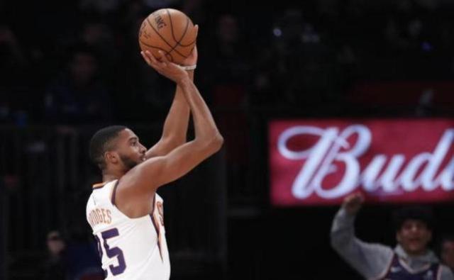 开云-布里奇斯生涯新高全队失误仅3次 太阳再登西部第1